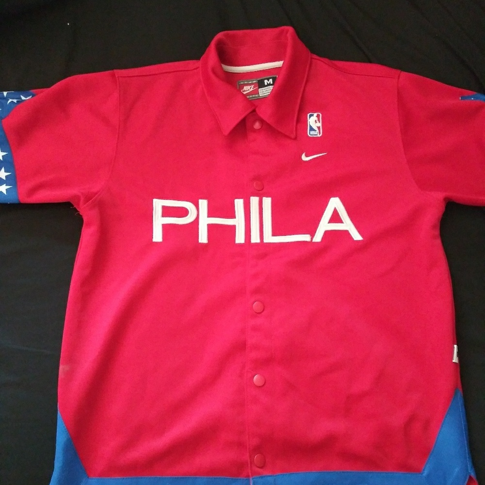 Nike warm up shirt